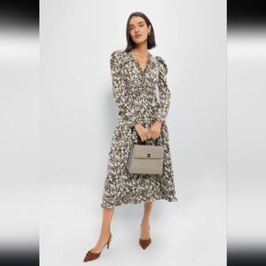 Urban Revivo Romantic Floral Midi Dress